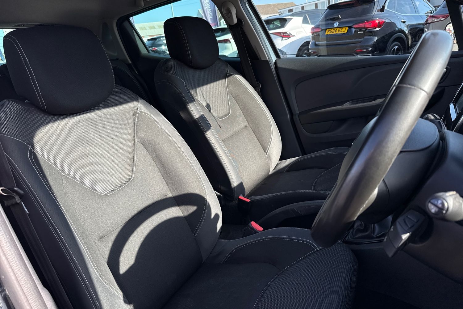 Used Renault Clio 2019 for sale - 77943759: Photo 21