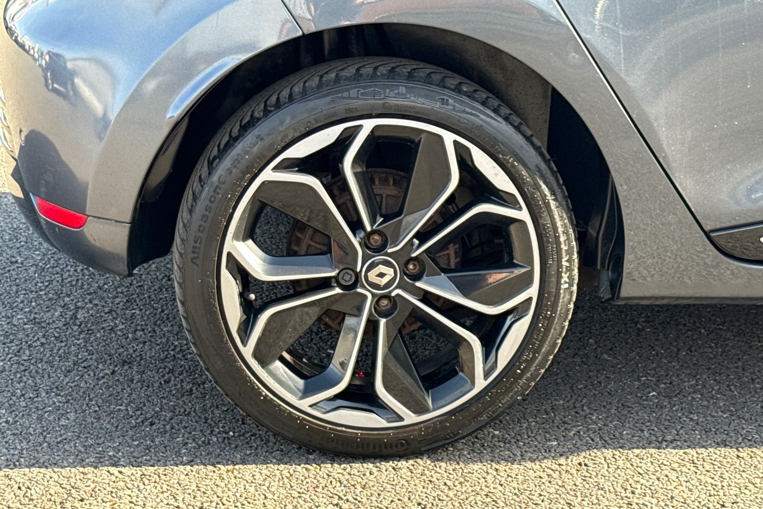 Used Renault Clio 2019 for sale - 77943759: Photo 22