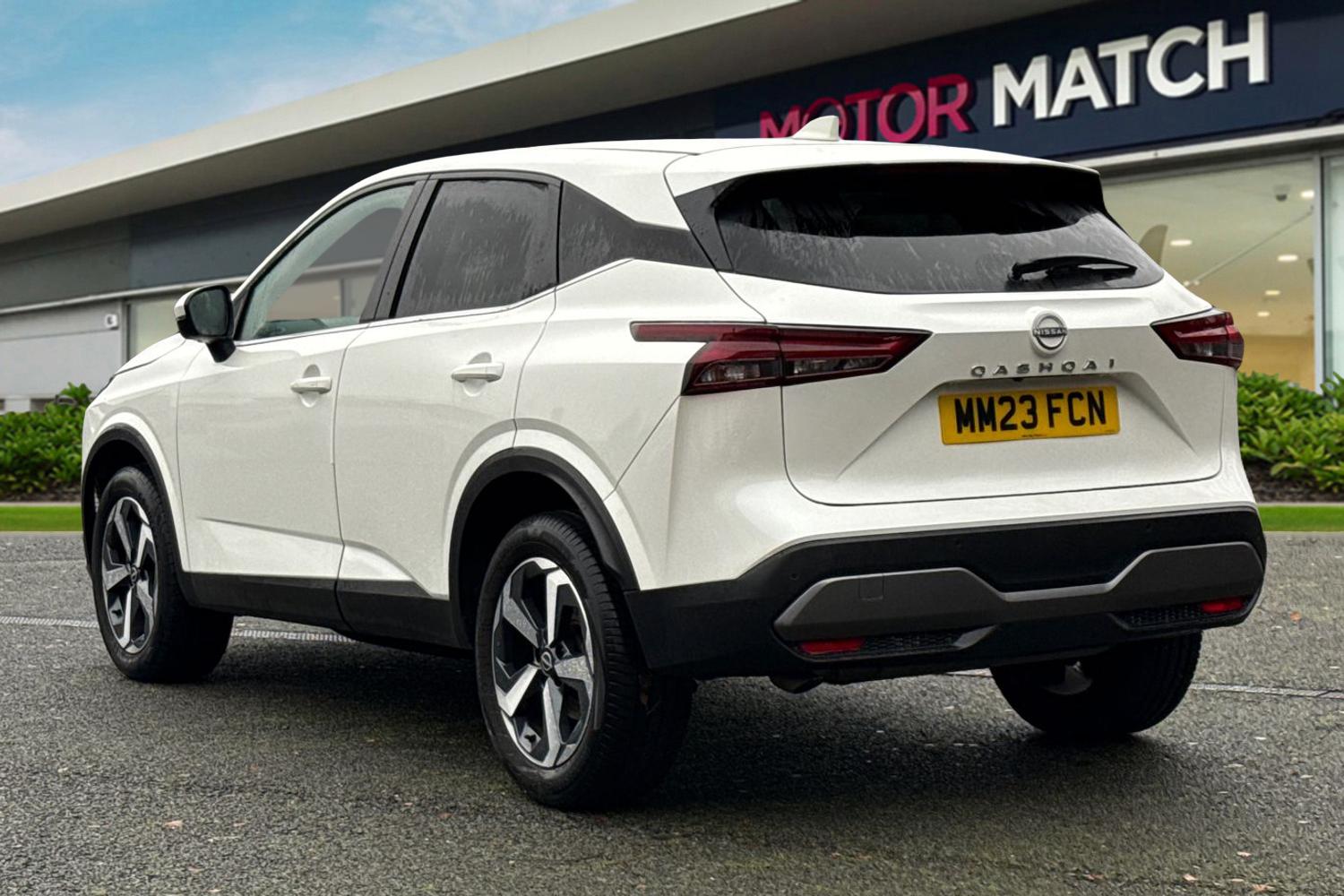 Used Nissan Qashqai 2023 for sale - 76985282: Photo 2