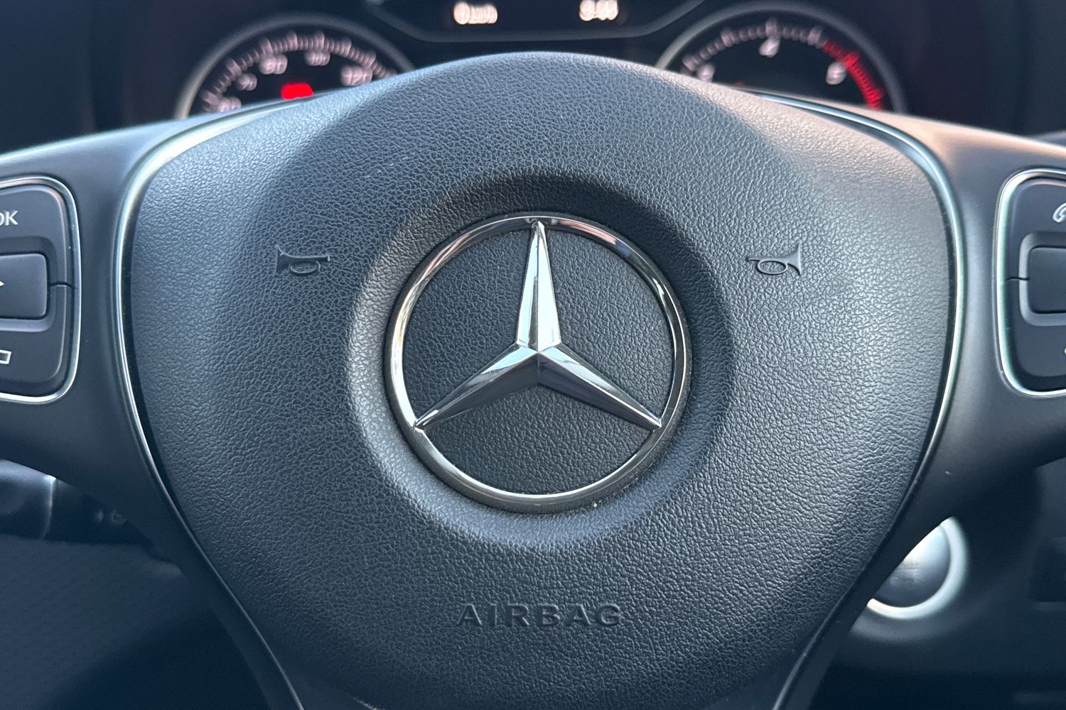 Used Mercedes-Benz A-Class 2017 for sale - 77368538: Photo 35