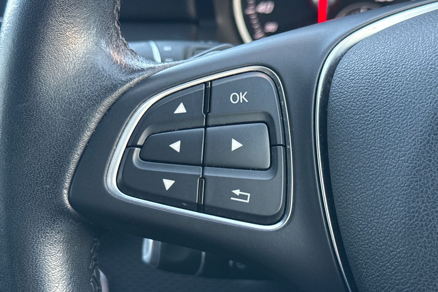 Used Mercedes-Benz A-Class 2017 for sale - 77368538: Photo 36