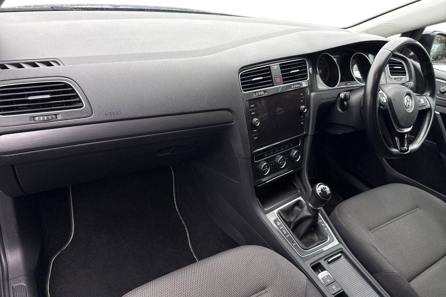 Used Volkswagen Golf 2019 for sale - 77520324: Photo 15