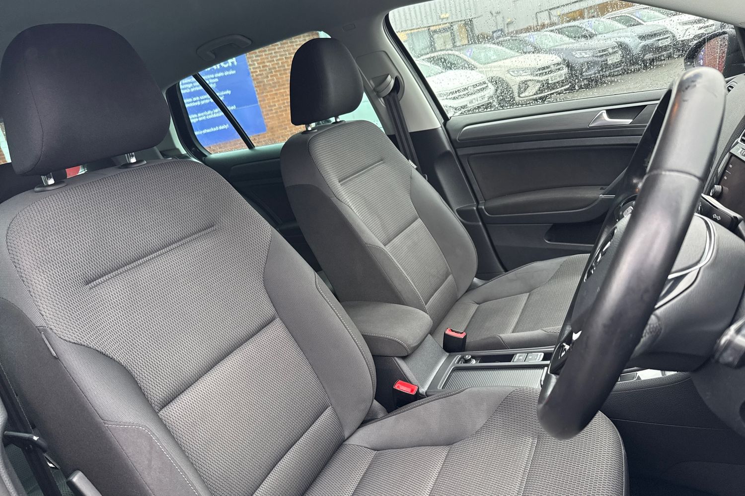 Used Volkswagen Golf 2019 for sale - 77520324: Photo 24