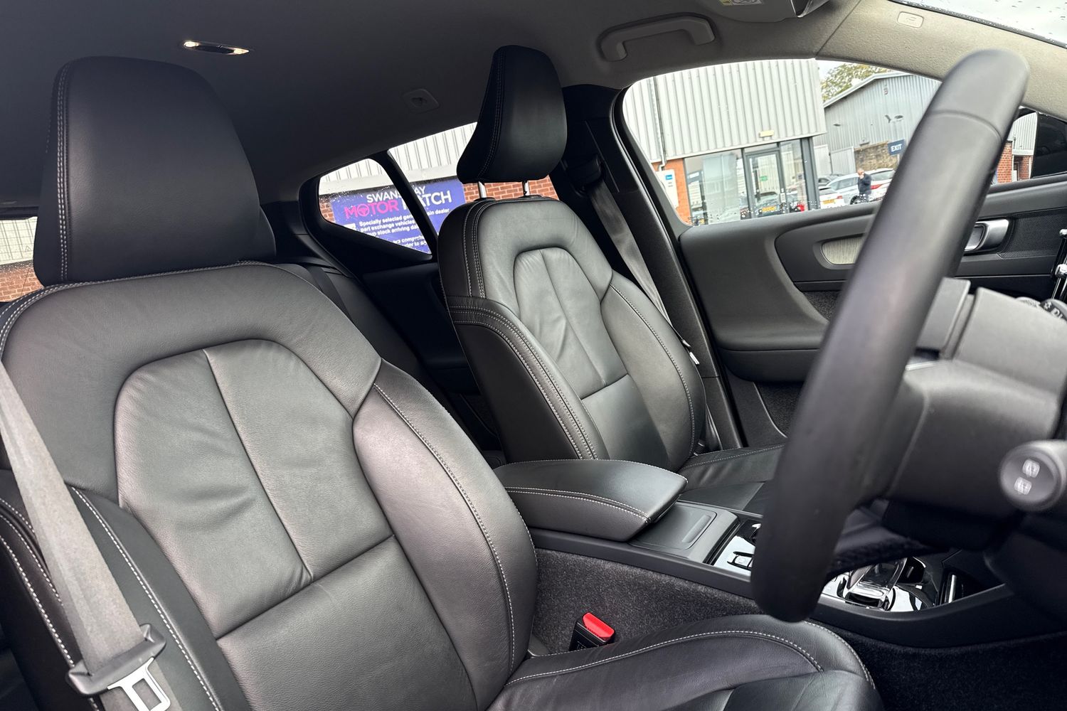 Used Volvo XC40 2021 for sale - 76353191: Photo 24