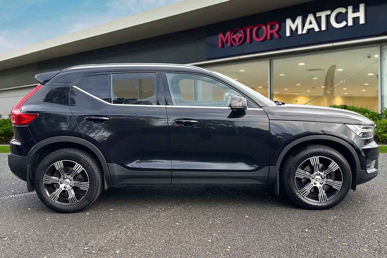 Used Volvo XC40 2021 for sale - 76353191: Photo 3