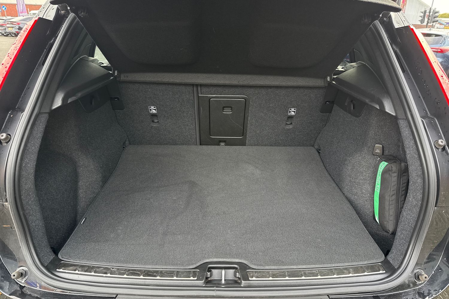 Used Volvo XC40 2021 for sale - 76353191: Photo 7