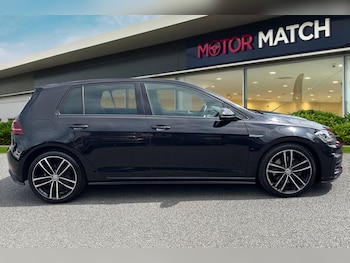 Used Volkswagen Golf 2017 for sale - 79104627: Photo