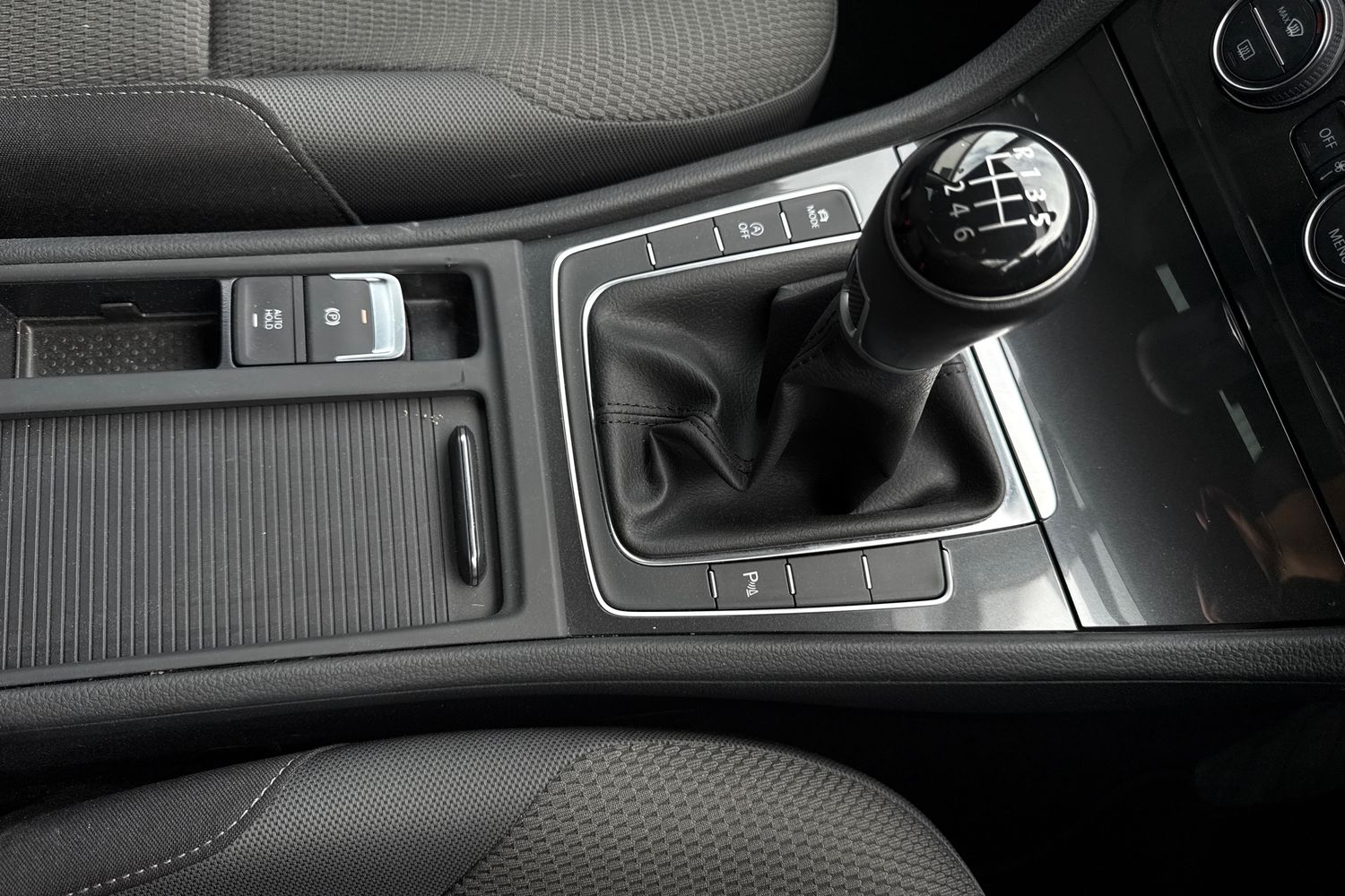 Used Volkswagen Golf 2019 for sale - 77989549: Photo 22