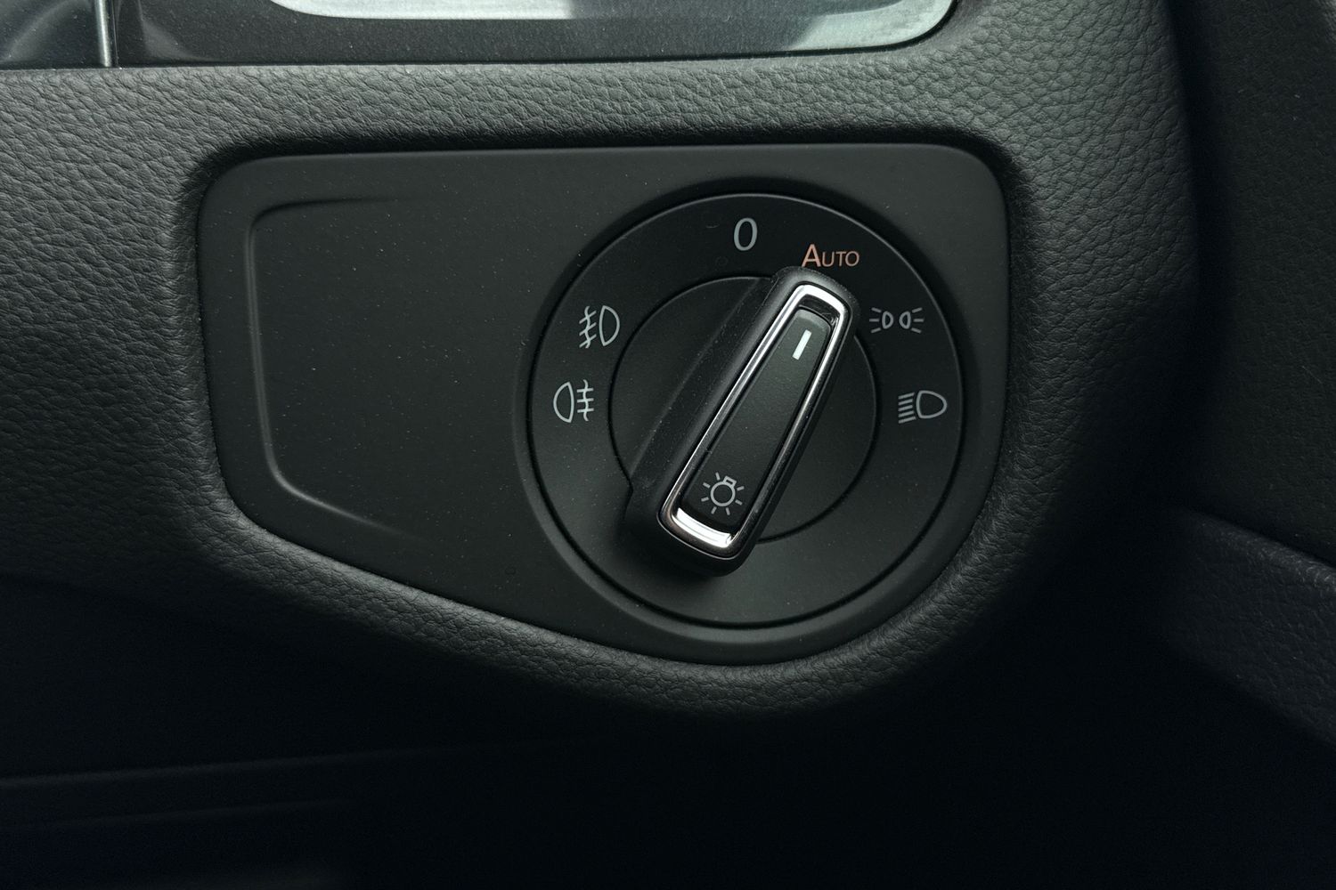 Used Volkswagen Golf 2019 for sale - 77989549: Photo 30