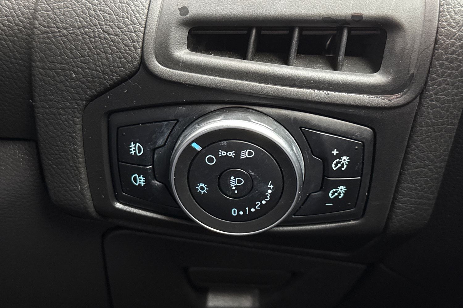 Used Ford Focus 2017 for sale - 77914238: Photo 51