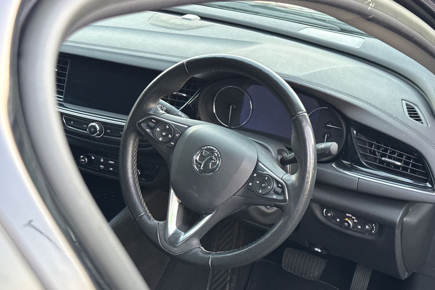 Used Vauxhall Insignia 2022 for sale - 76610907: Photo 29