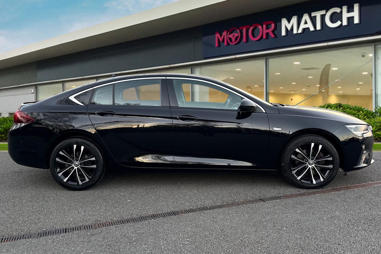 Used Vauxhall Insignia 2022 for sale - 76610907: Photo 3