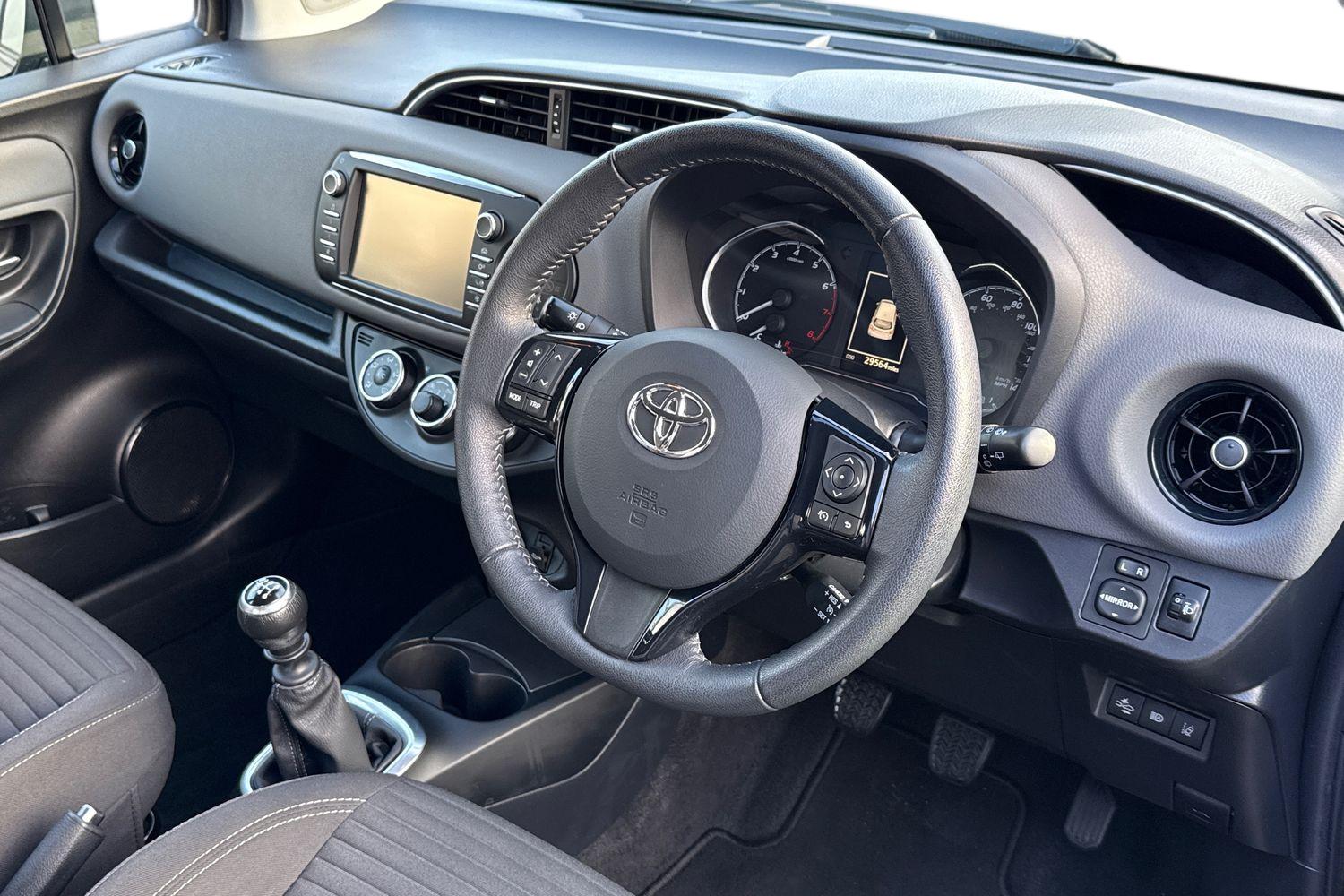 Used Toyota Yaris 2018 for sale - 77211565: Photo 13