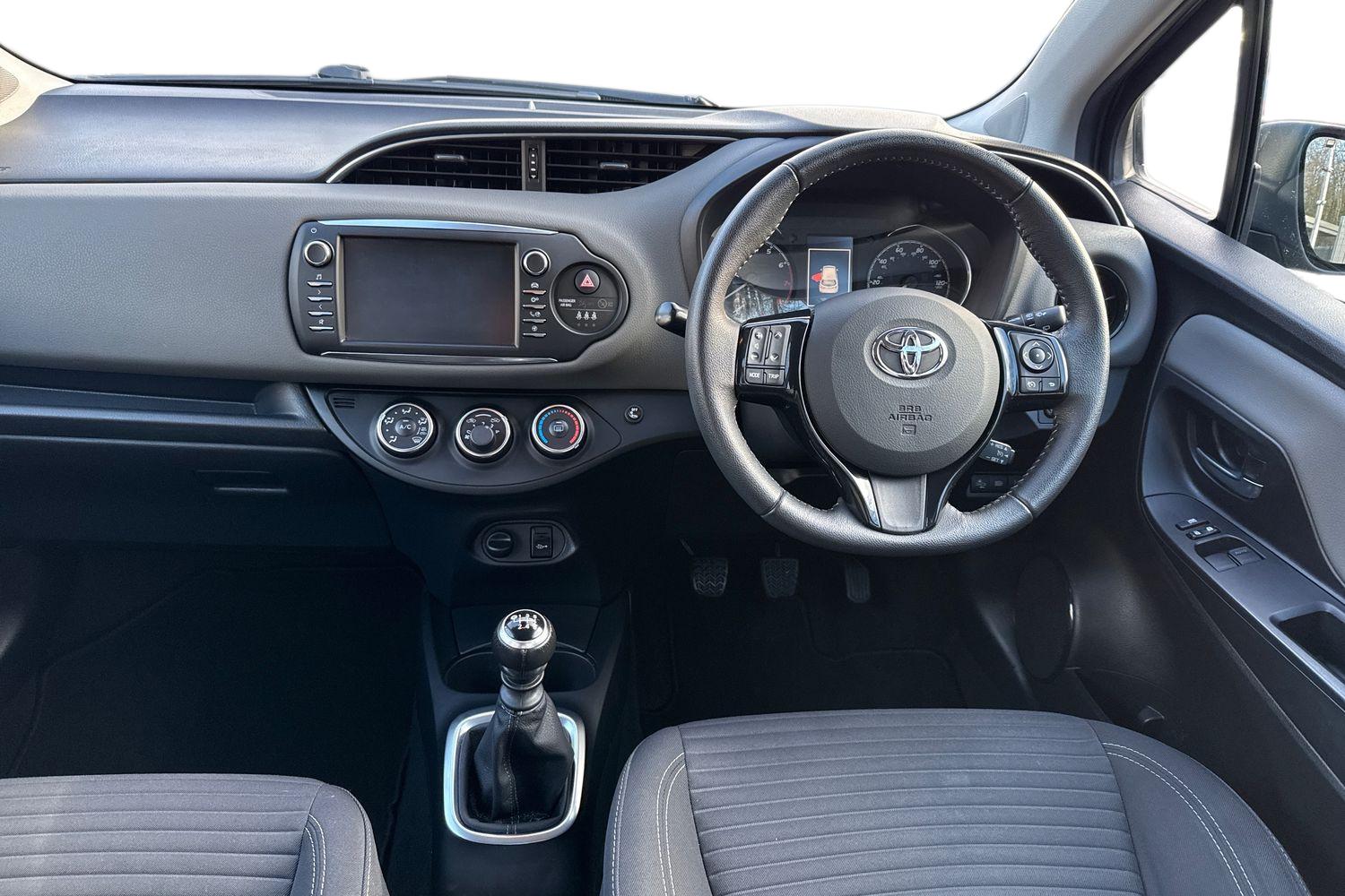 Used Toyota Yaris 2018 for sale - 77211565: Photo 17