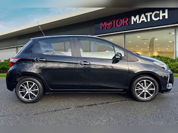 Used Toyota Yaris 2018 for sale - 77211565: Photo