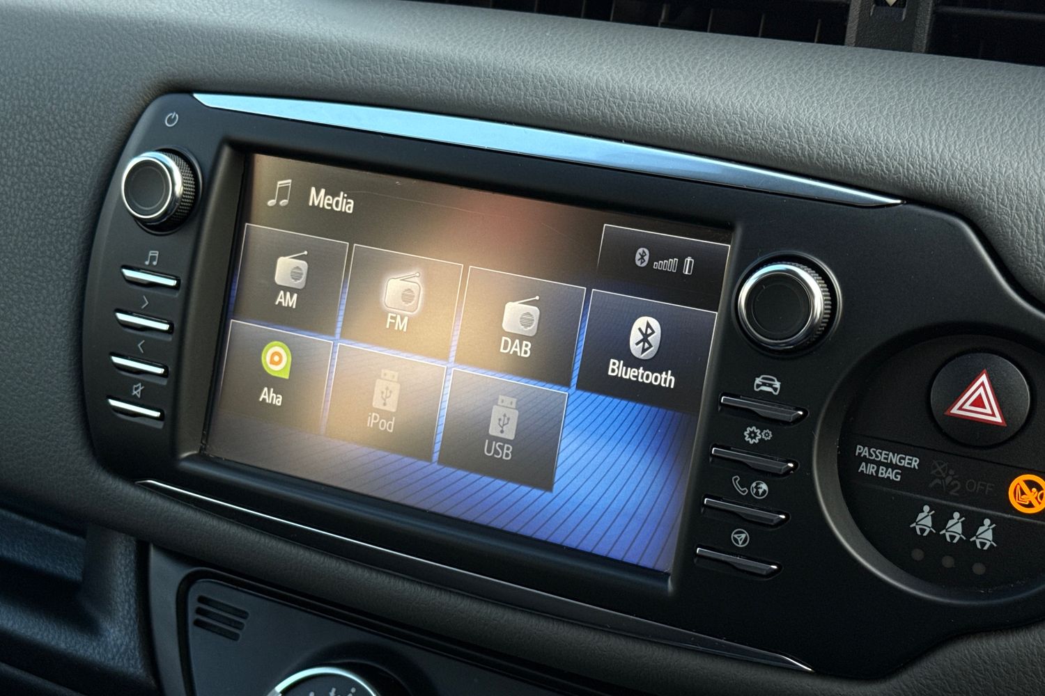 Used Toyota Yaris 2018 for sale - 77211565: Photo 45