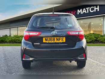 Used Toyota Yaris 2018 for sale - 77211565: Photo