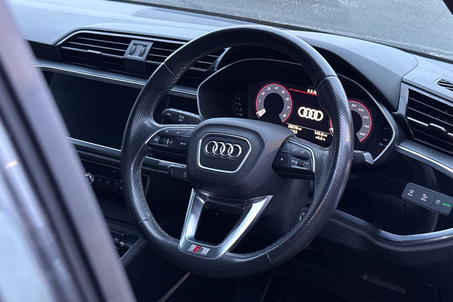 Used Audi Q3 2021 for sale - 77473004: Photo 33