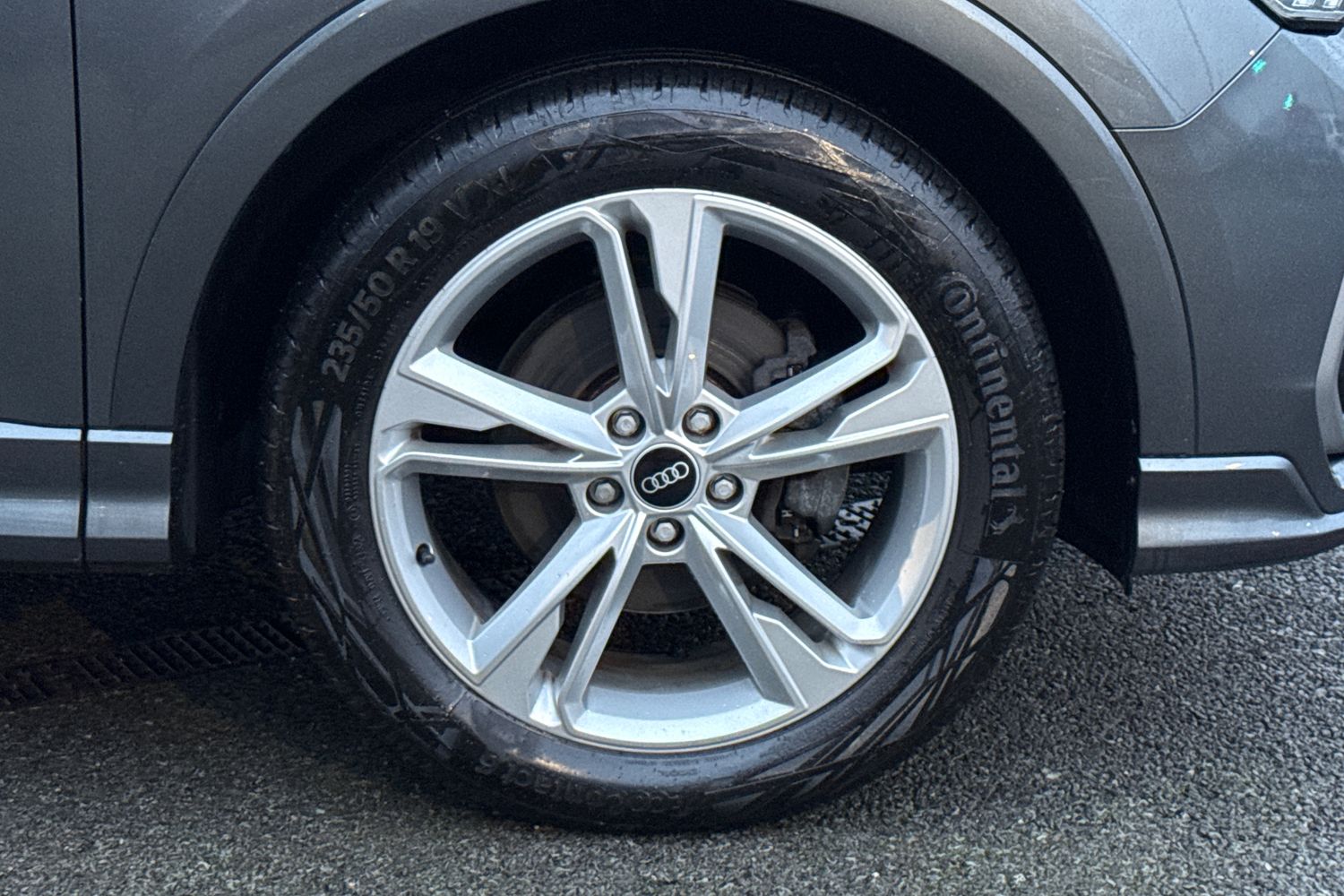 Used Audi Q3 2021 for sale - 77473004: Photo 9