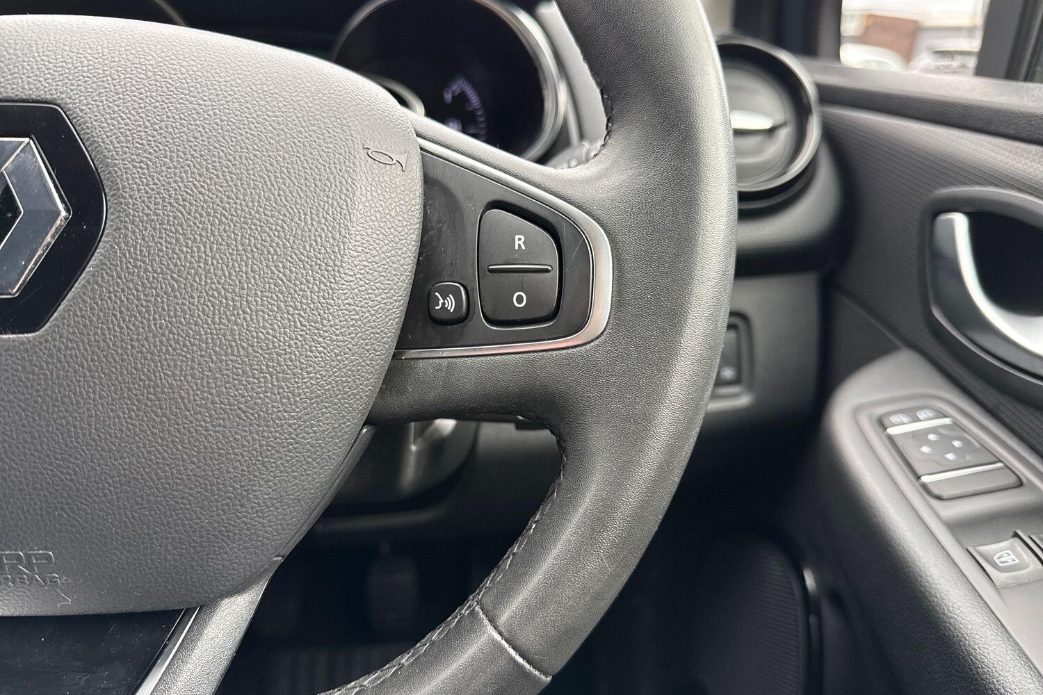 Used Renault Clio 2019 for sale - 76480929: Photo 29