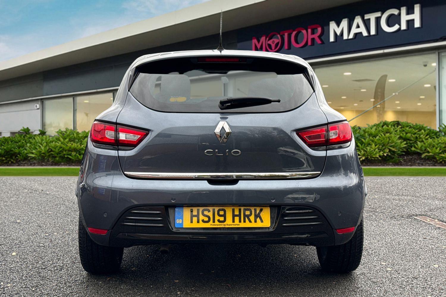 Used Renault Clio 2019 for sale - 76480929: Photo 4