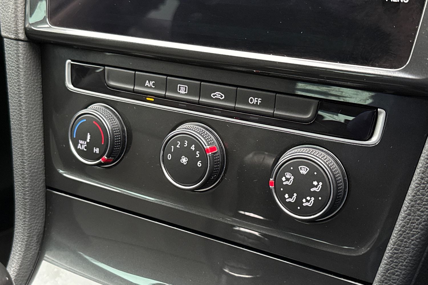 Used Volkswagen Golf 2019 for sale - 77294503: Photo 22