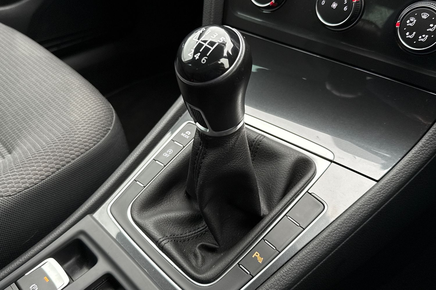 Used Volkswagen Golf 2019 for sale - 77294503: Photo 23