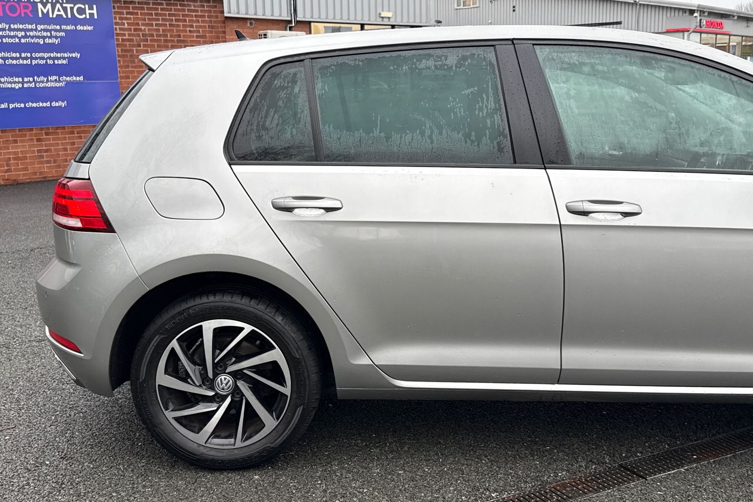 Used Volkswagen Golf 2019 for sale - 77294503: Photo 29