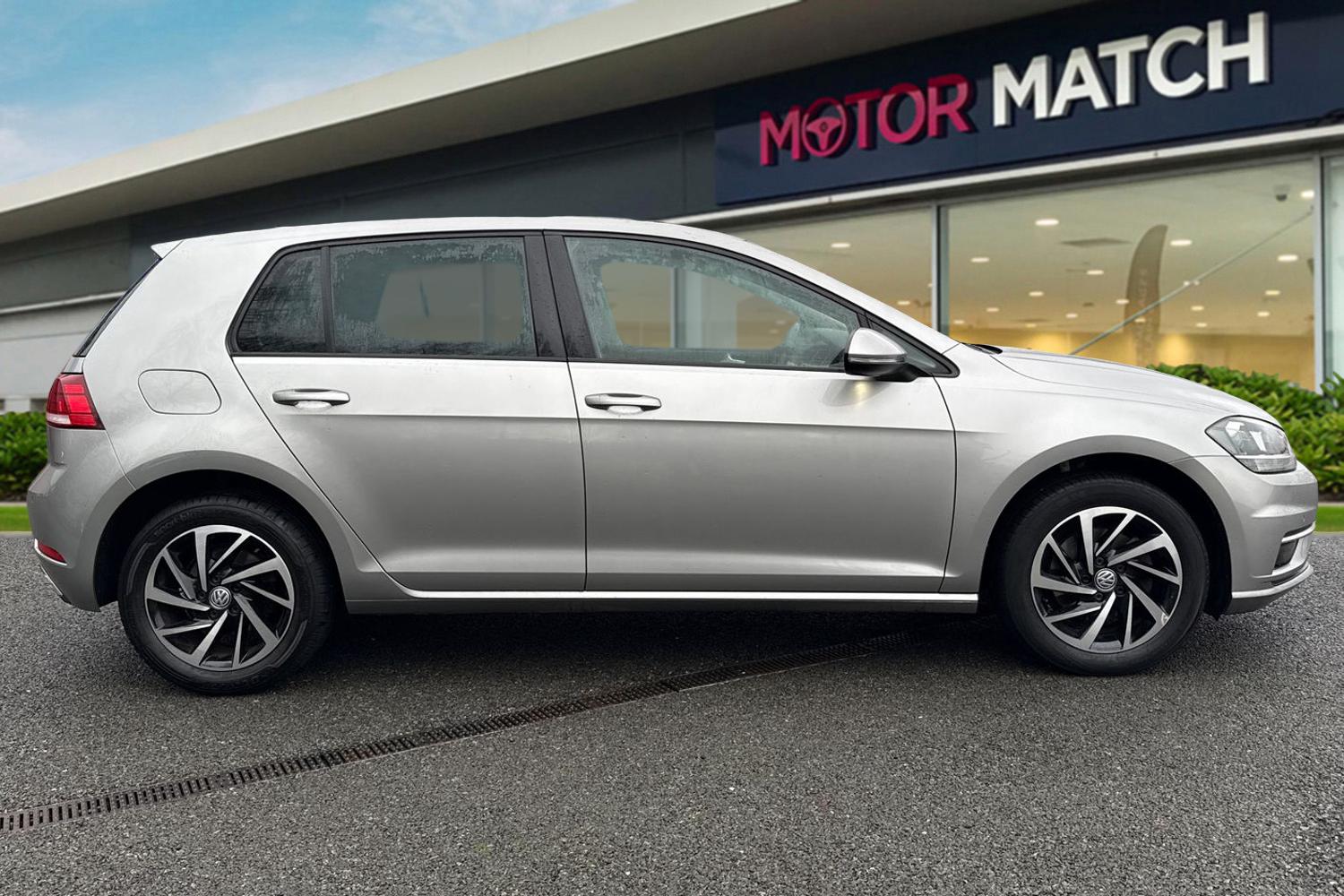 Used Volkswagen Golf 2019 for sale - 77294503: Photo 3