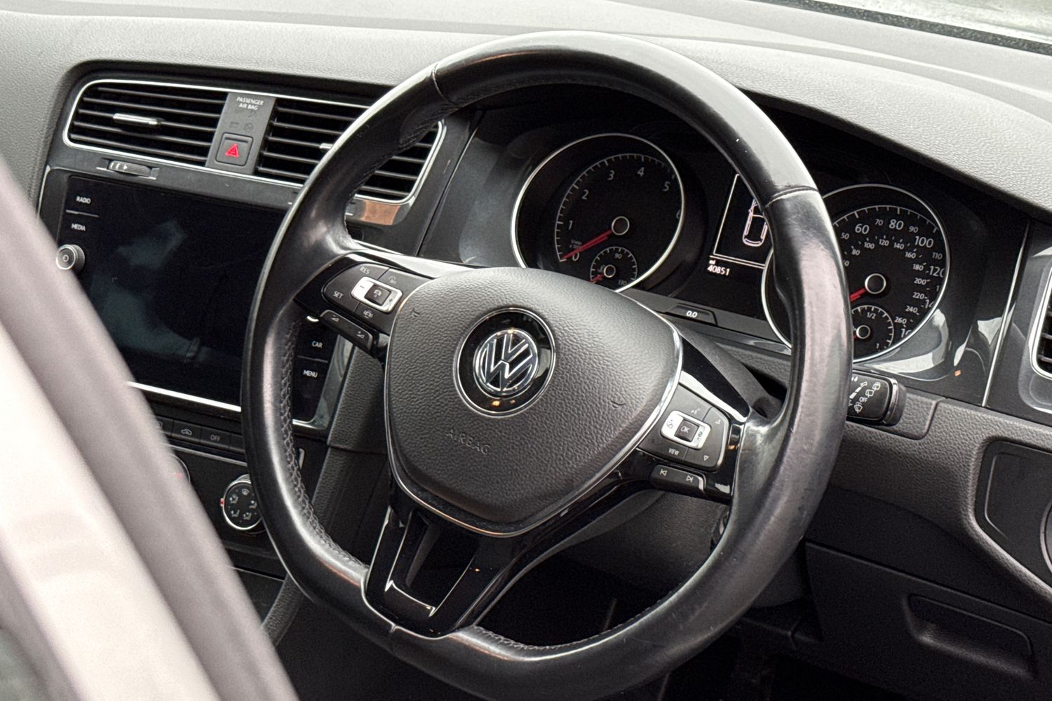 Used Volkswagen Golf 2019 for sale - 77294503: Photo 32