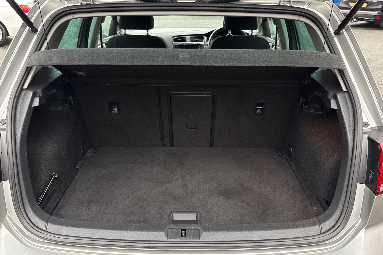 Used Volkswagen Golf 2019 for sale - 77294503: Photo 7