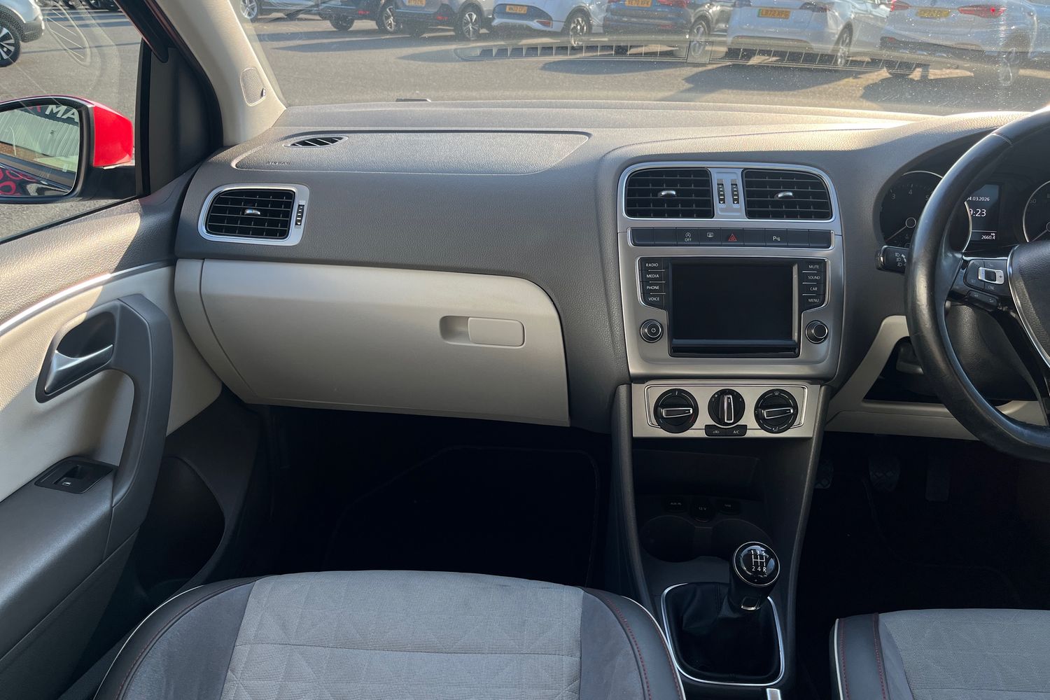 Used Volkswagen Polo 2017 for sale - 77747733: Photo 19