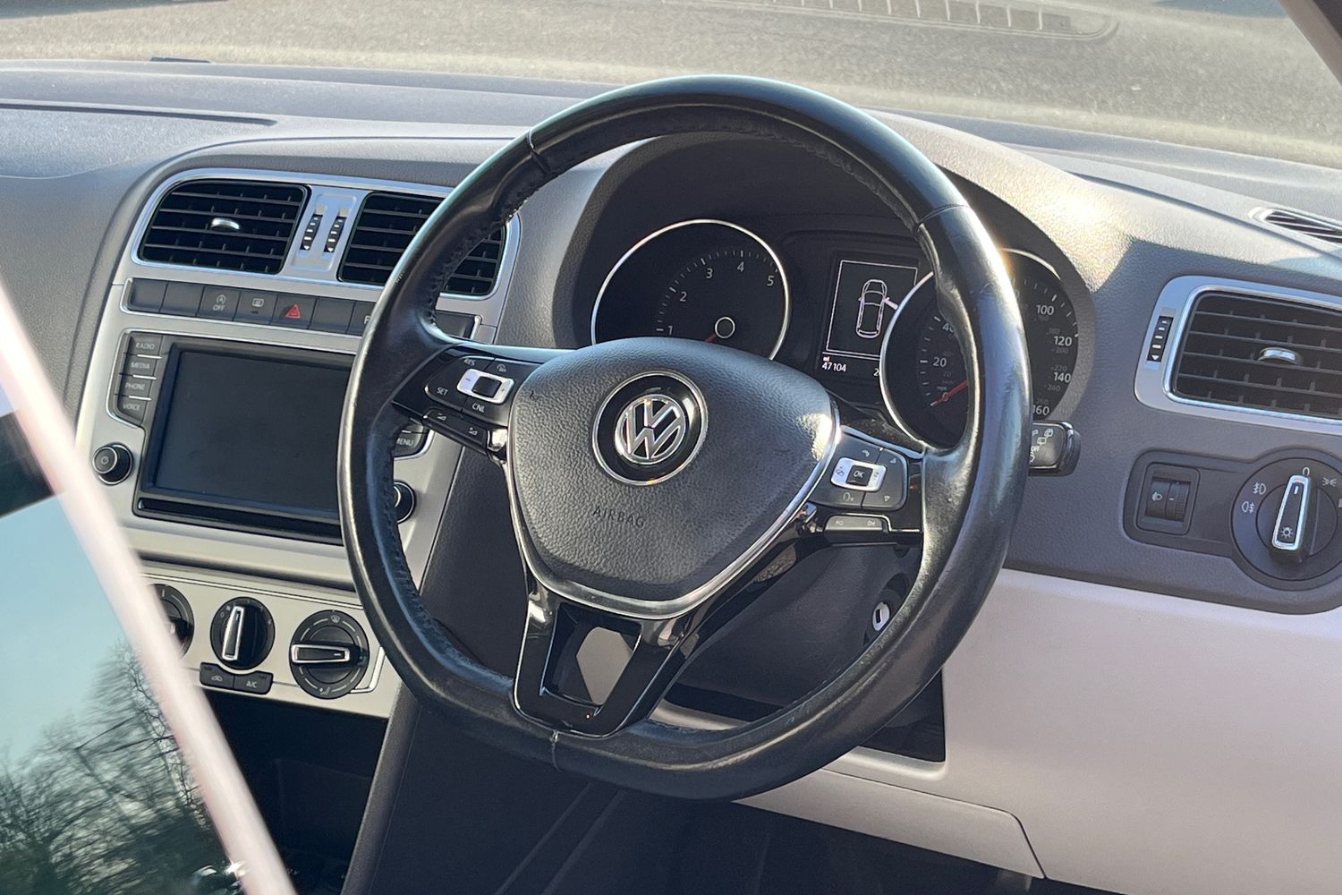 Used Volkswagen Polo 2017 for sale - 77747733: Photo 29