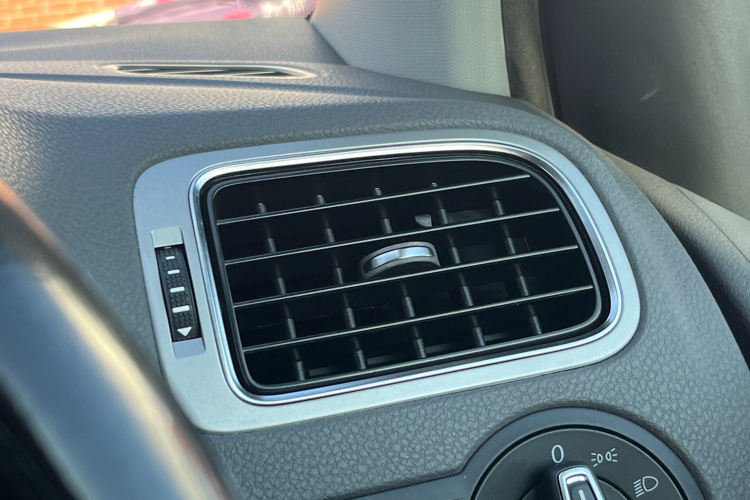 Used Volkswagen Polo 2017 for sale - 77747733: Photo 33