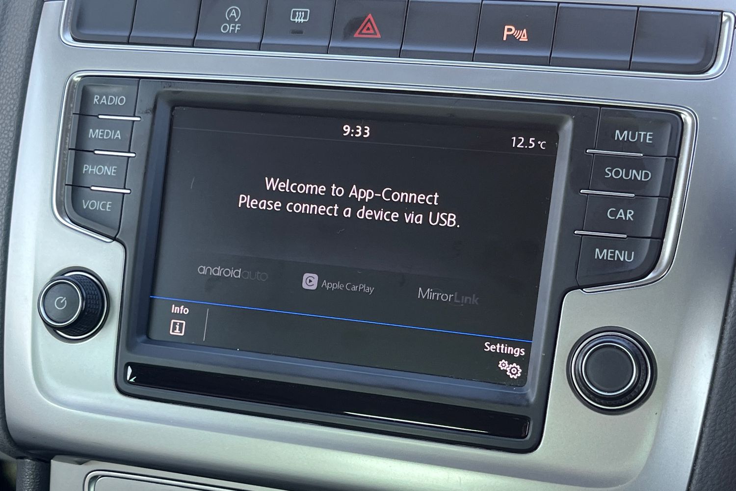 Used Volkswagen Polo 2017 for sale - 77747733: Photo 40