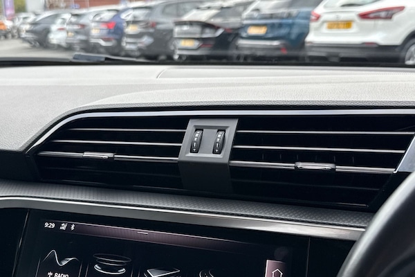 Used Audi Q3 2019 for sale - 76207092: Photo 46