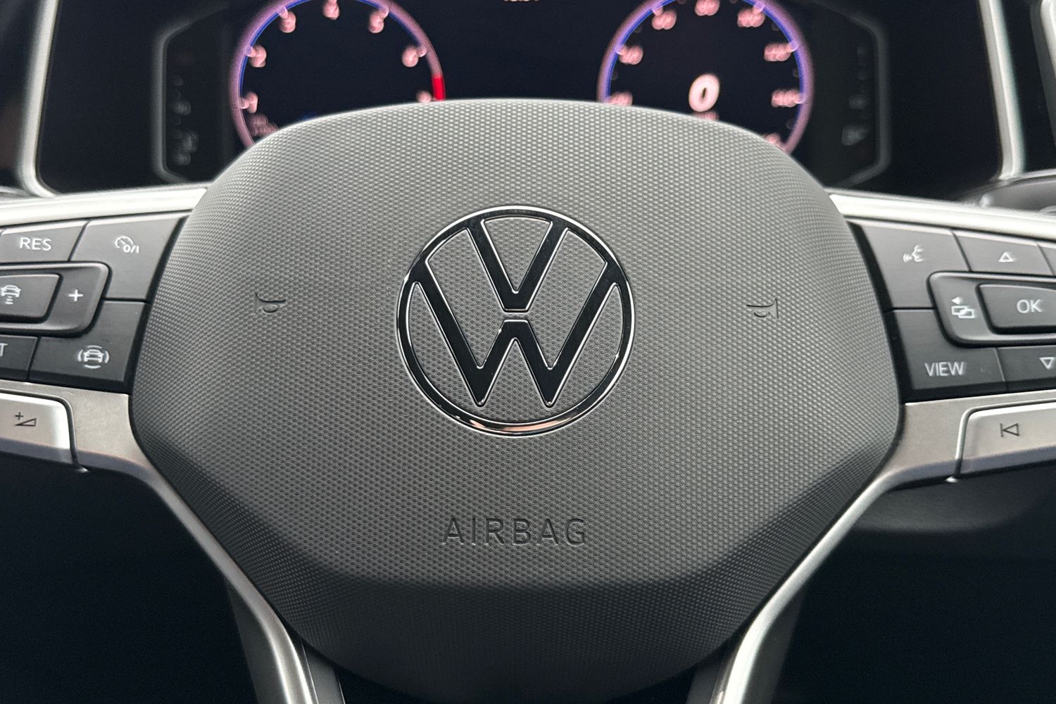 Used Volkswagen T-Roc 2024 for sale - 77500871: Photo 42