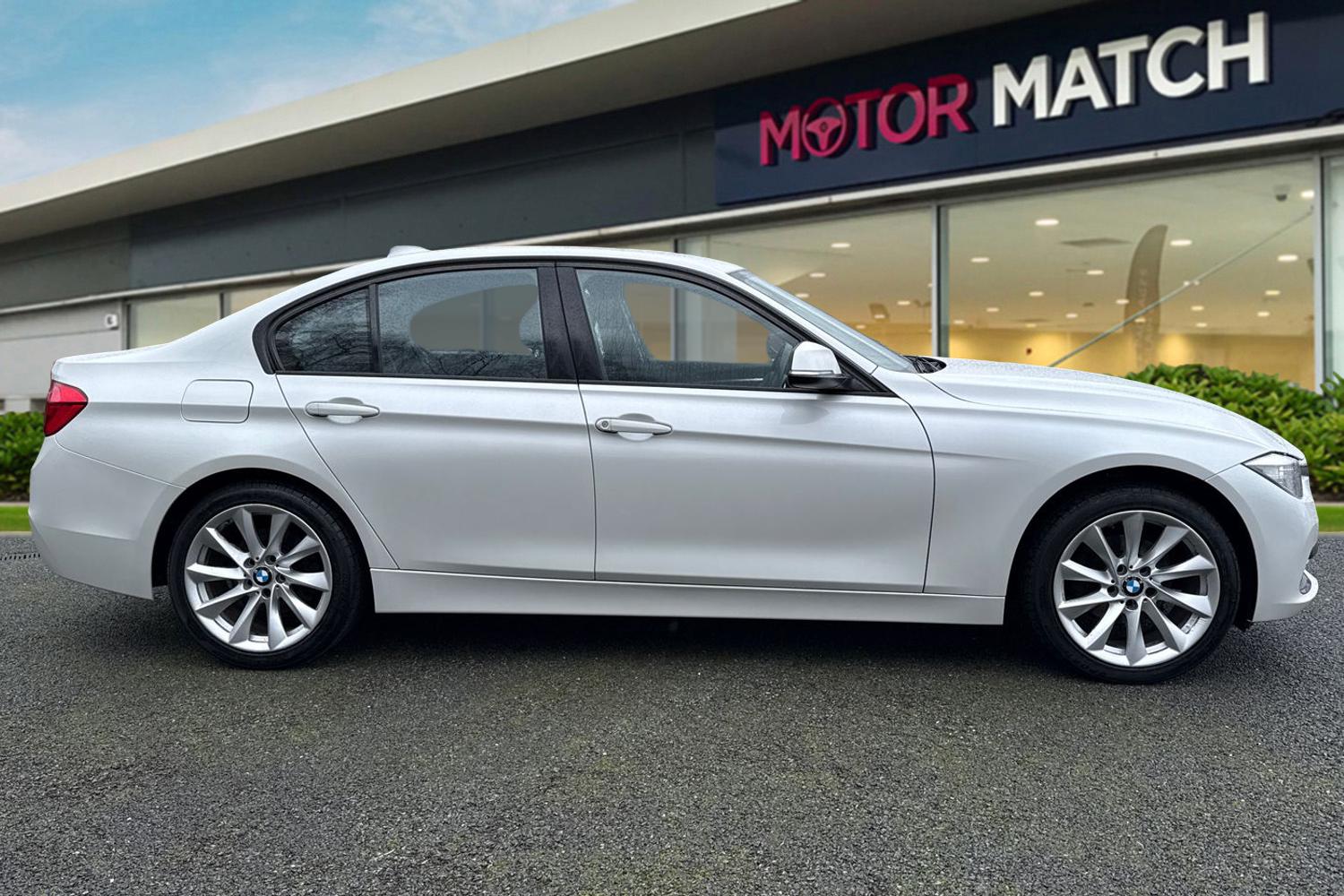 Used BMW 3 Series 2017 for sale - 77541024: Photo 3