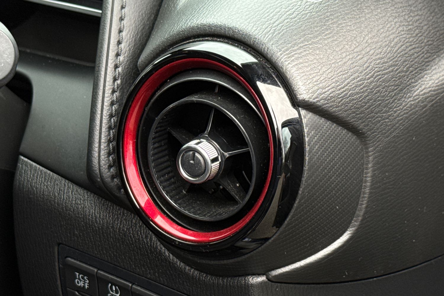 Used Mazda CX-3 2017 for sale - 77675111: Photo 33