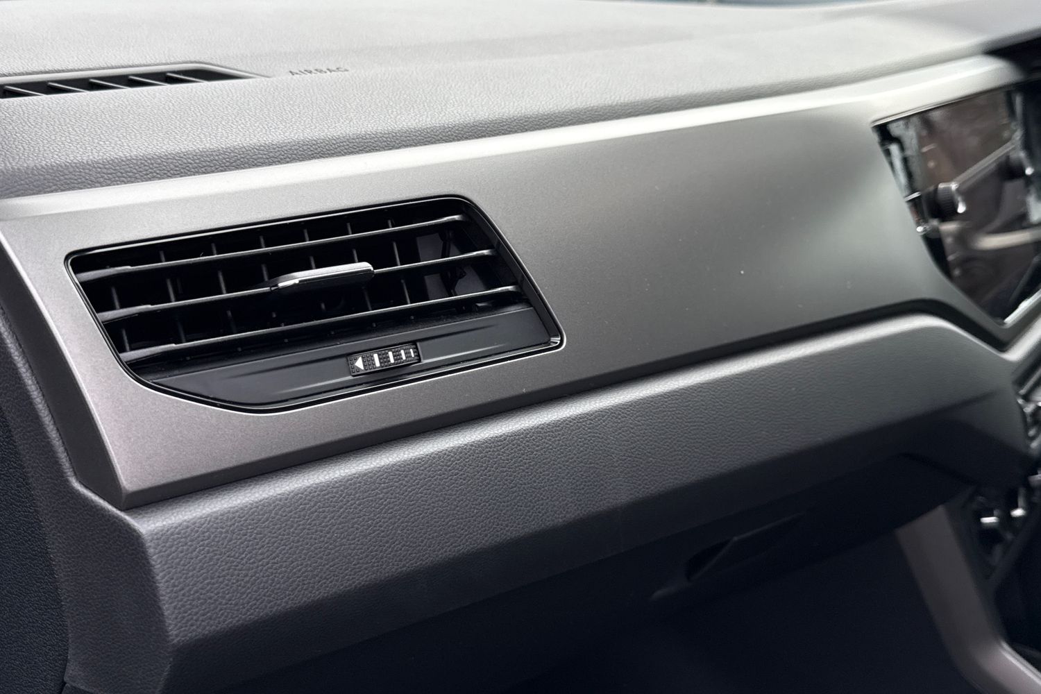 Used Volkswagen Polo 2018 for sale - 77444018: Photo 36