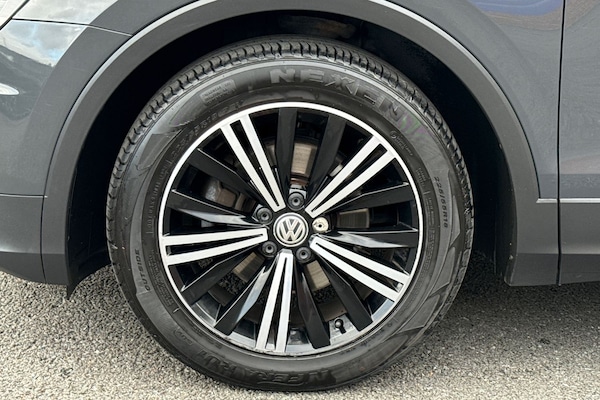 Used Volkswagen Tiguan 2018 for sale - 76232454: Photo 13