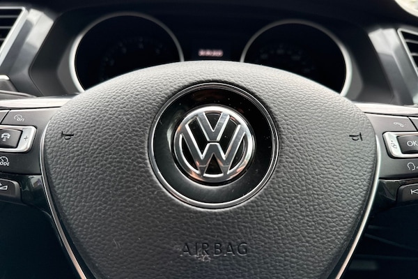 Used Volkswagen Tiguan 2018 for sale - 76232454: Photo 35