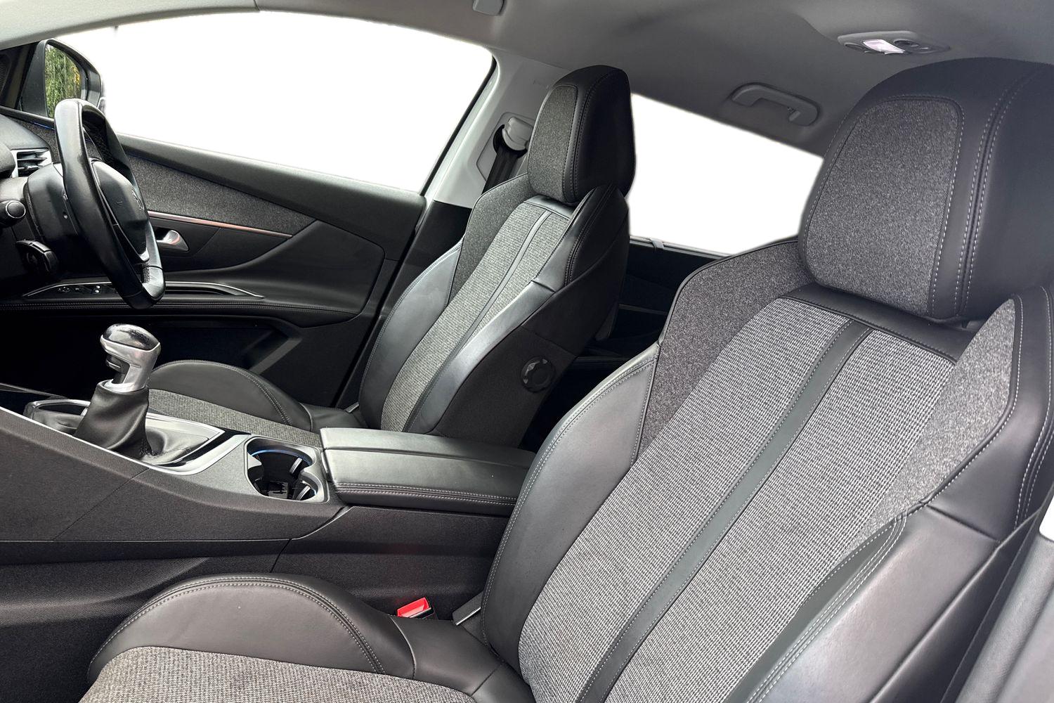 Used Peugeot 5008 2018 for sale - 76805244: Photo 16