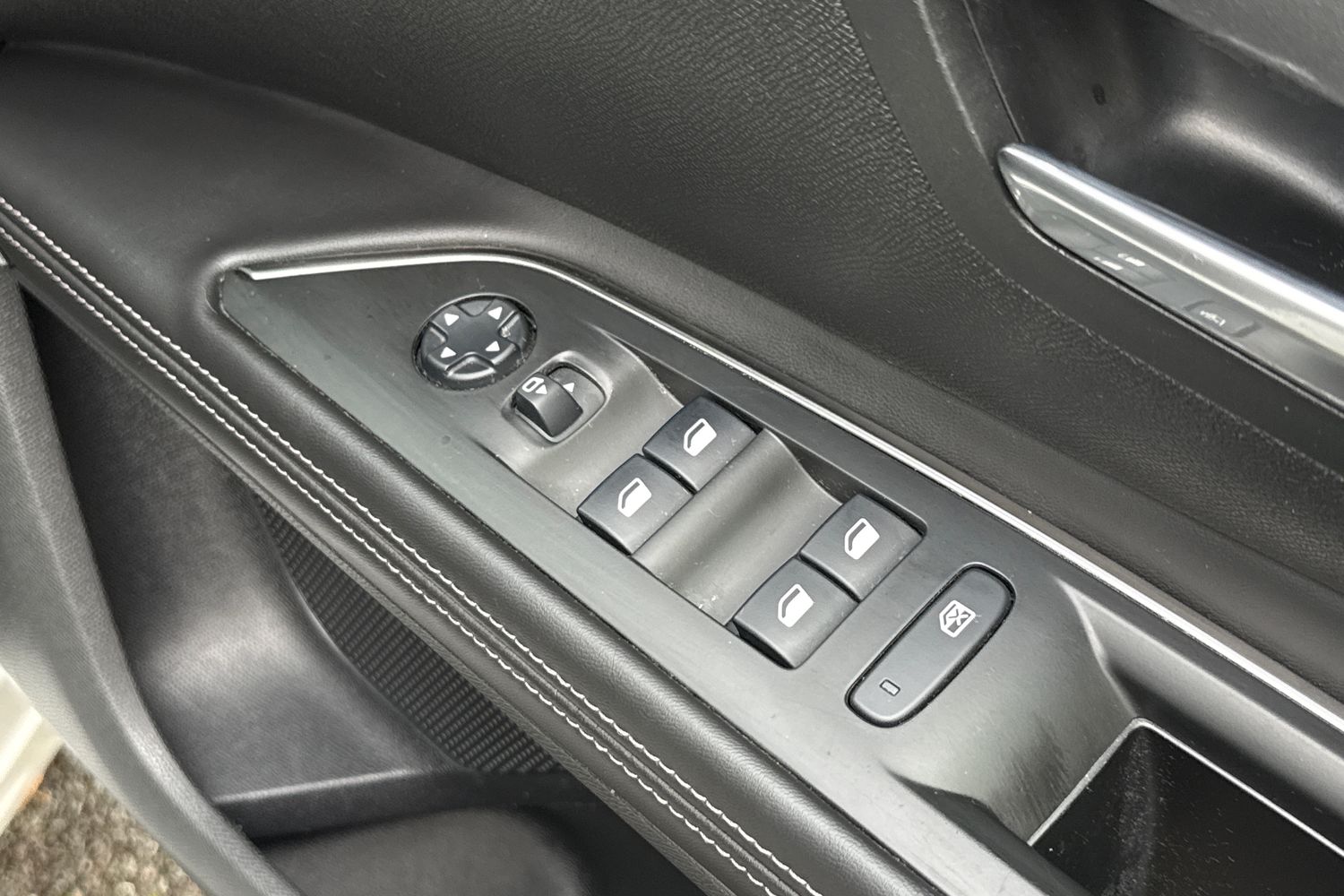 Used Peugeot 5008 2018 for sale - 76805244: Photo 21