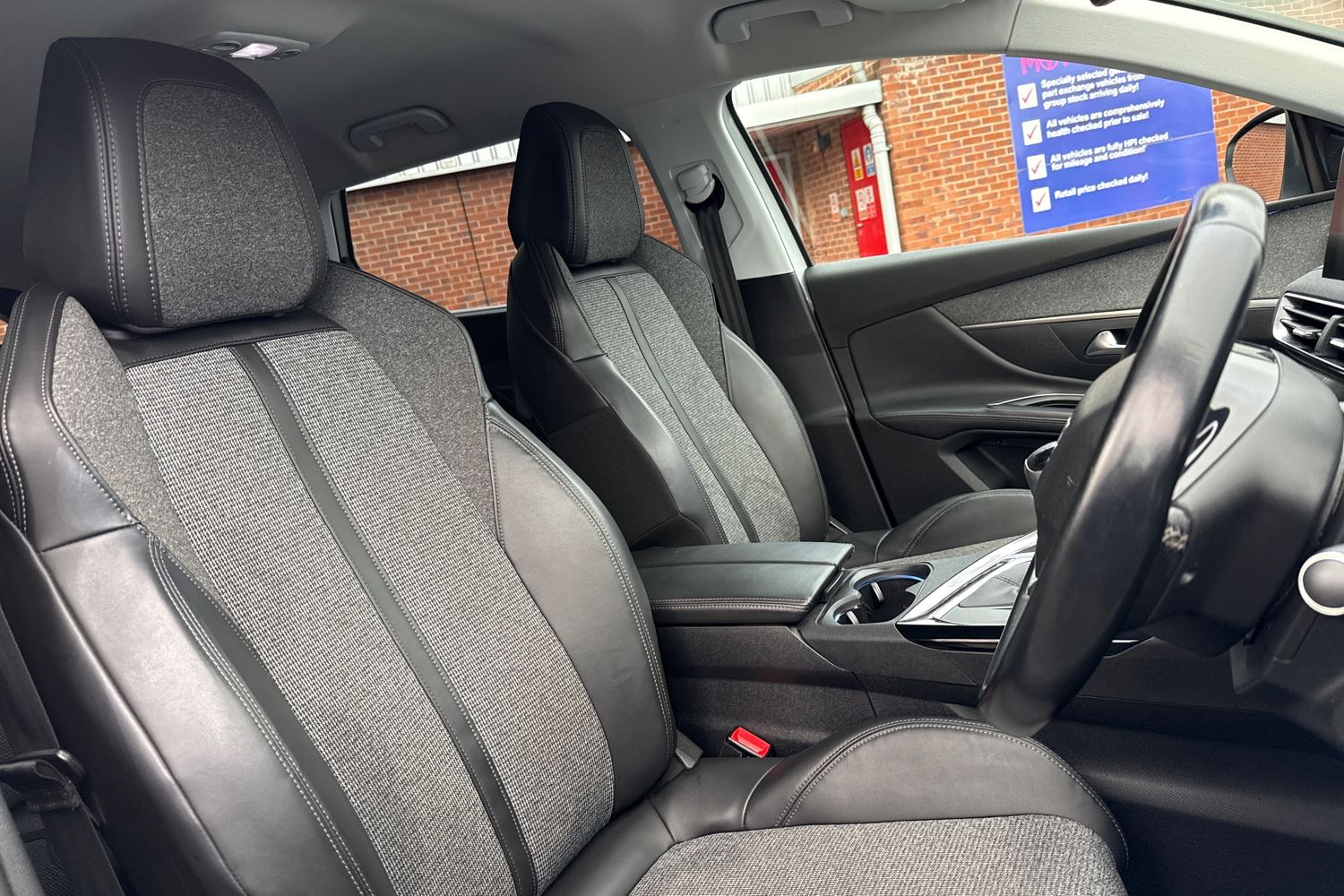 Used Peugeot 5008 2018 for sale - 76805244: Photo 24