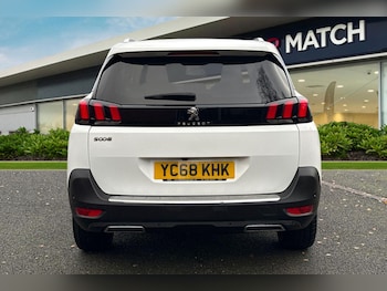 Used Peugeot 5008 2018 for sale - 76805244: Photo