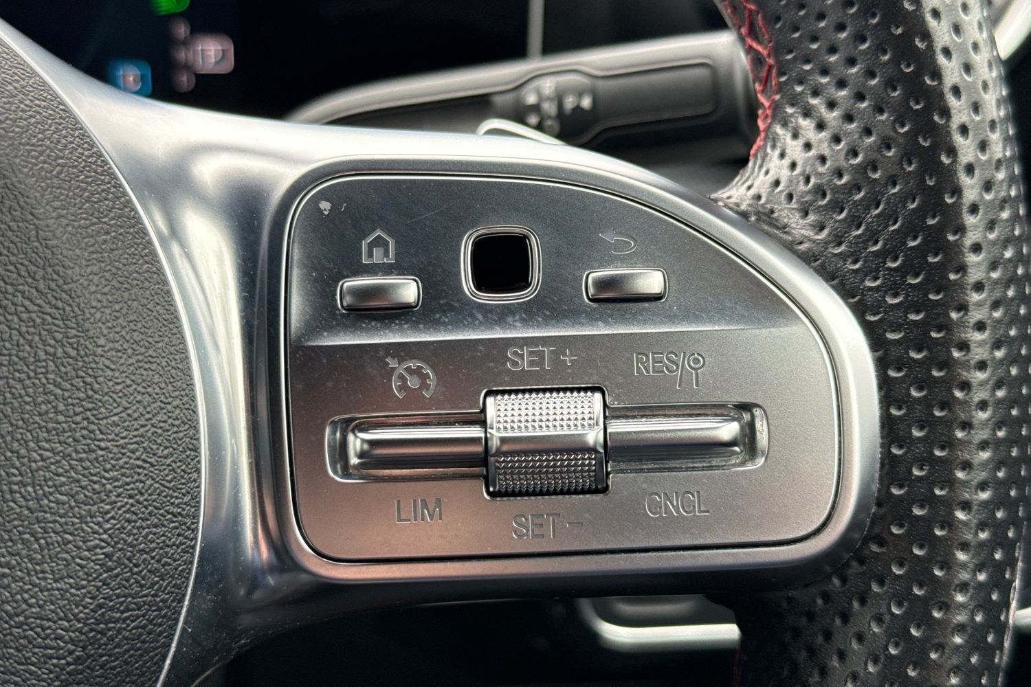 Used Mercedes-Benz A-Class 2019 for sale - 77601571: Photo 39