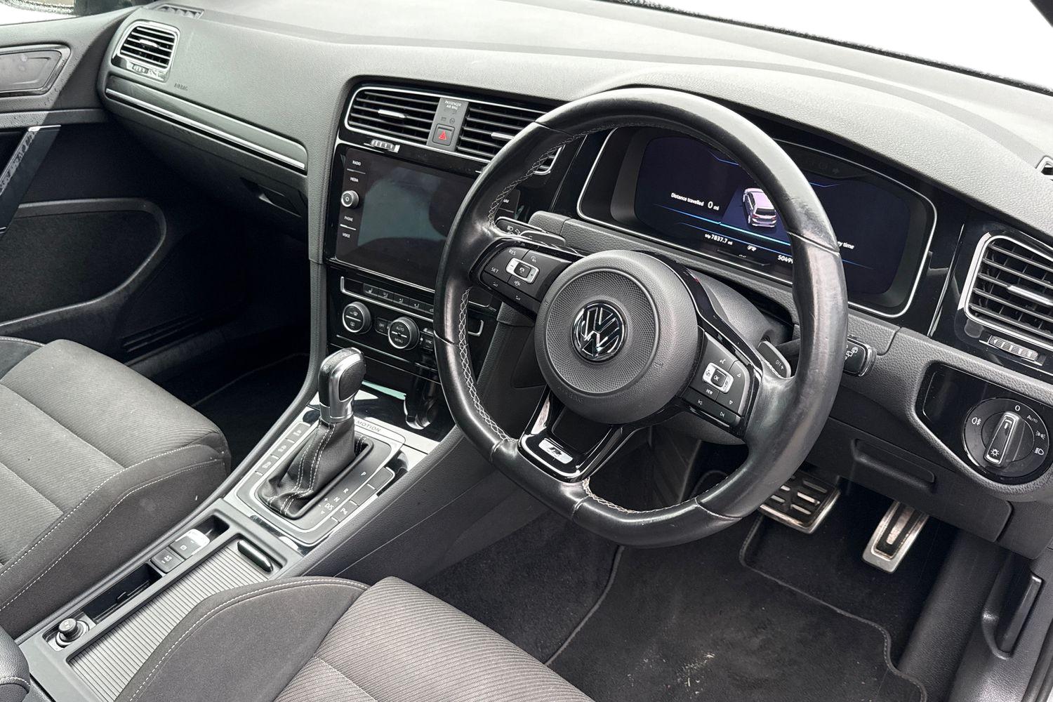 Used Volkswagen Golf 2019 for sale - 77733756: Photo 14