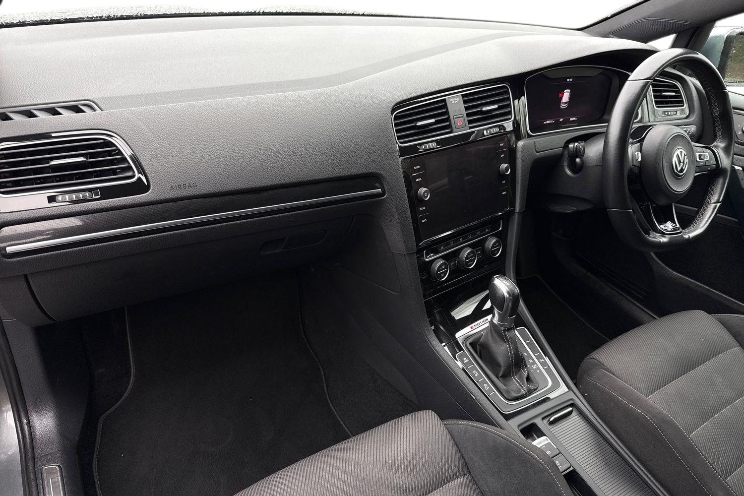 Used Volkswagen Golf 2019 for sale - 77733756: Photo 15