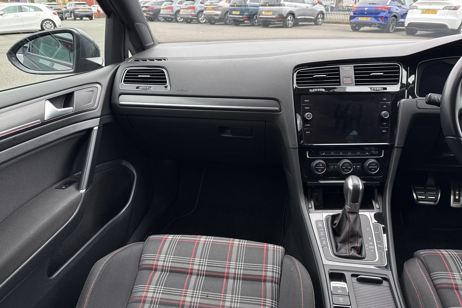 Used Volkswagen Golf 2018 for sale - 77593606: Photo 19